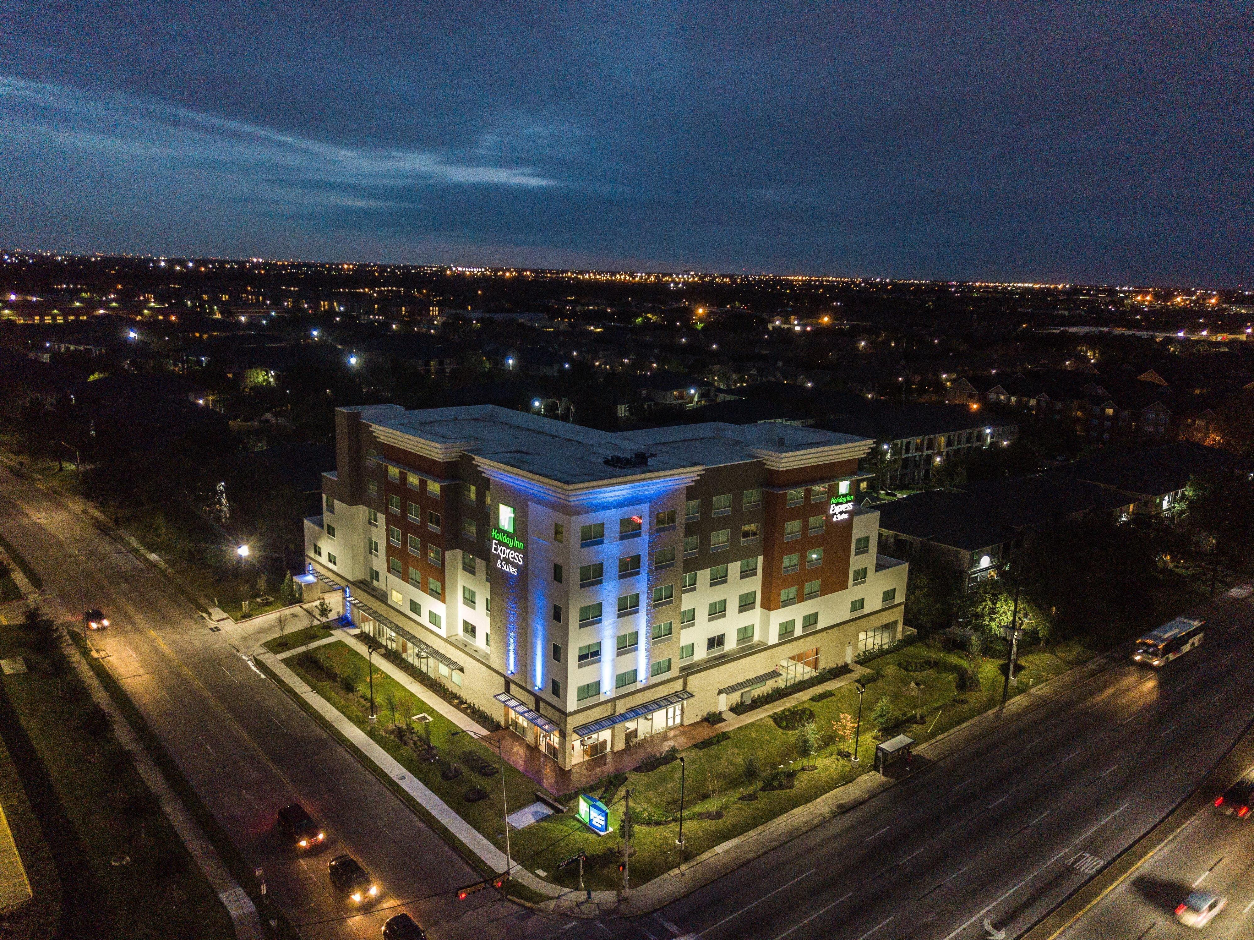Holiday Inn Express & Suites - Houston Westchase - Westheimer By Ihg Dış mekan fotoğraf